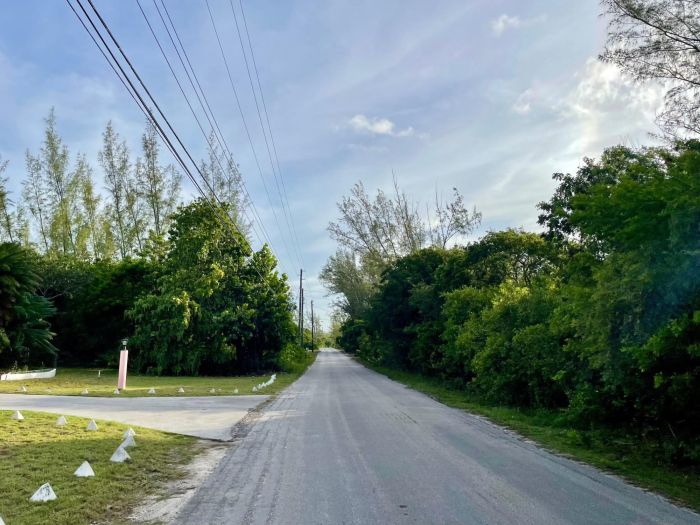 MLS# 63821 Current Lot Current Eleuthera