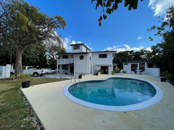 MLS# 63883  Winton New Providence/Paradise Island