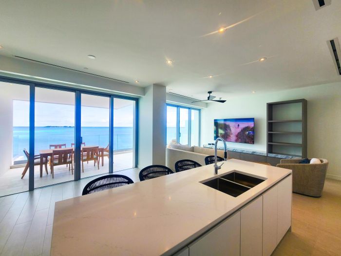 MLS# 63893 Ocean View Goldwynn West Bay Street New Providence/Paradise Island