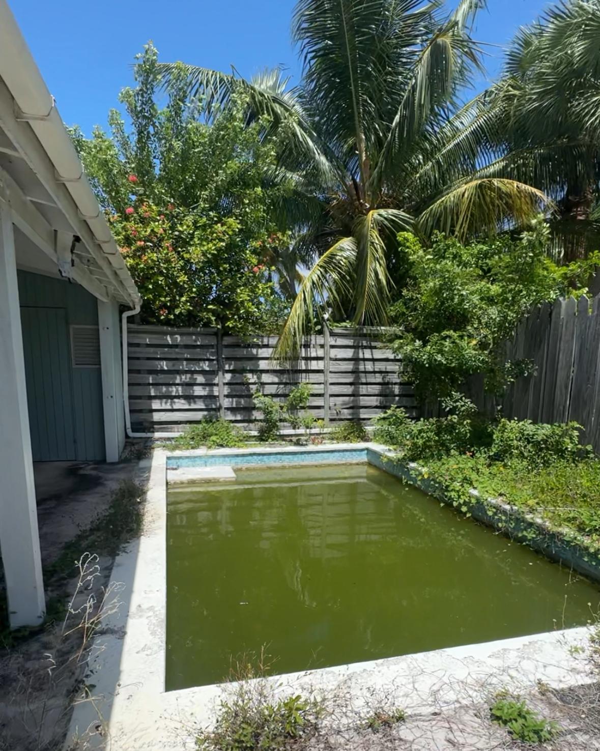 MLS# 63905  Paradise Island New Providence/Paradise Island