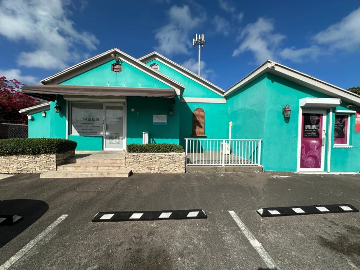 MLS# 63967 Palmdale Commercial  New Providence/Paradise Island