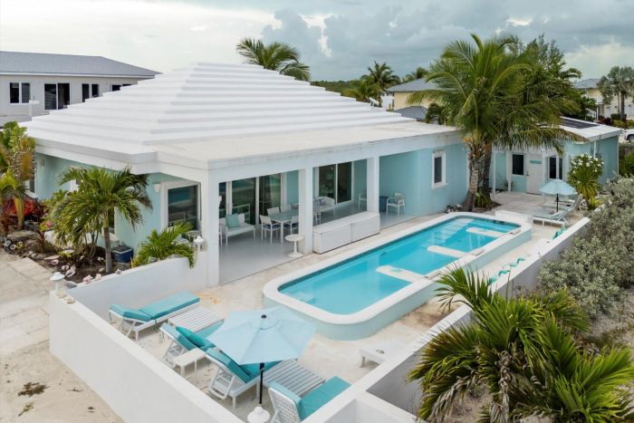 MLS# 64042 AQUA DREAMS Jimmy Hill Exuma & Exuma Cays