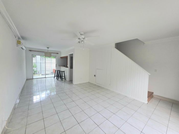 MLS# 64086 Condo near Downtown Collins Avenue New Providence/Paradise Island