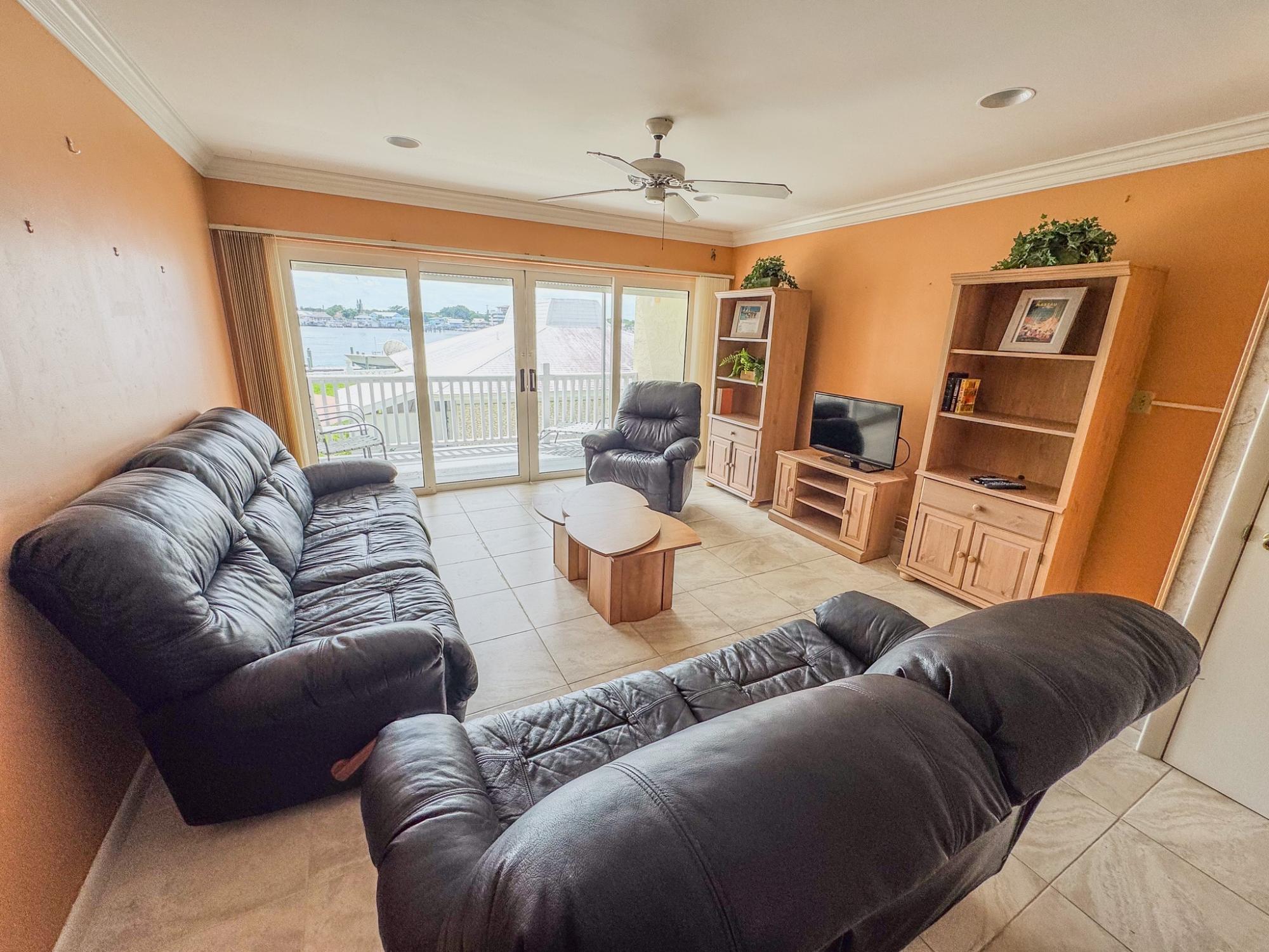 MLS# 64088 Habrour Colony Unit6 Paradise Island New Providence/Paradise Island