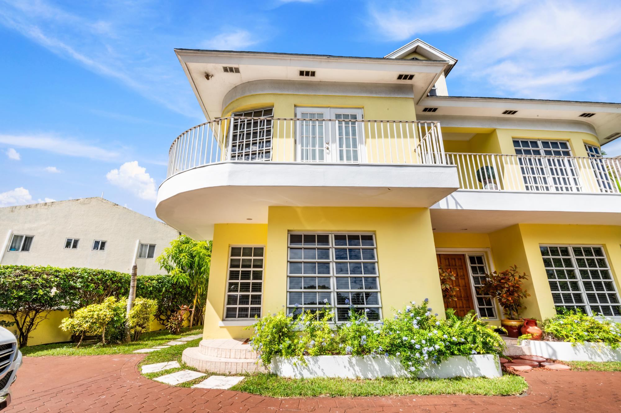 MLS# 64126  Cable Beach New Providence/Paradise Island