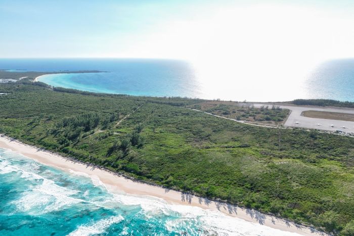 MLS# 64184 JHADE BEACH Governor's Harbour Eleuthera
