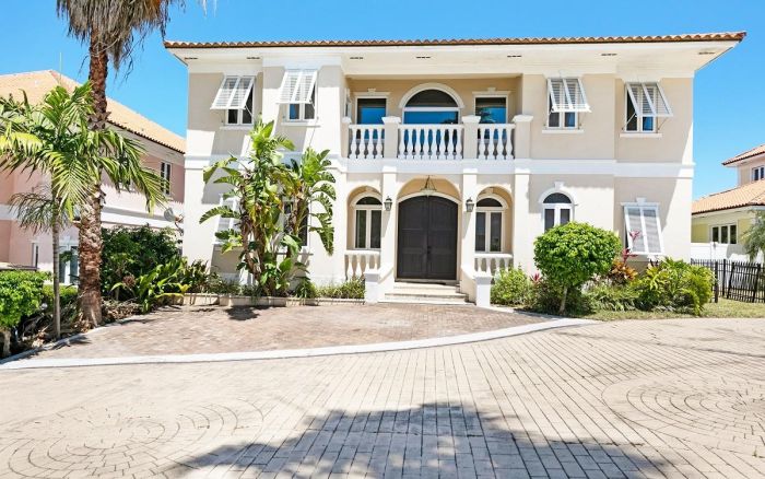 MLS# 64225  Paradise Island New Providence/Paradise Island