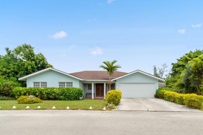 MLS# 64301  Sea Breeze New Providence/Paradise Island