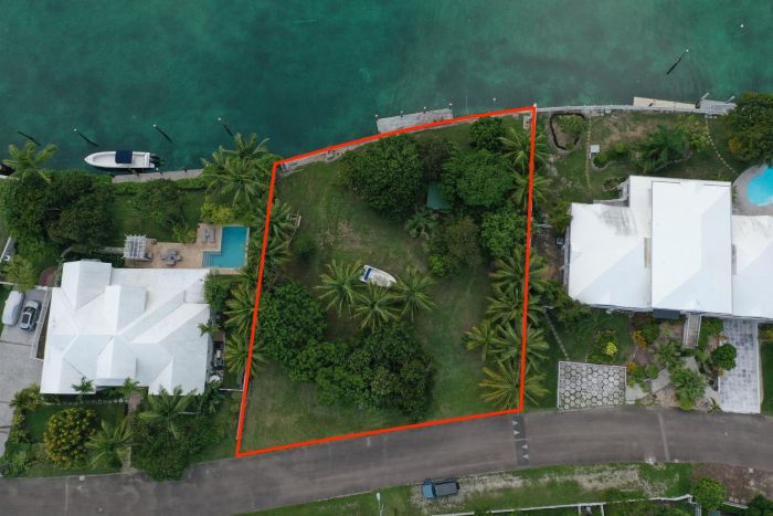 MLS# 64309  Yamacraw New Providence/Paradise Island