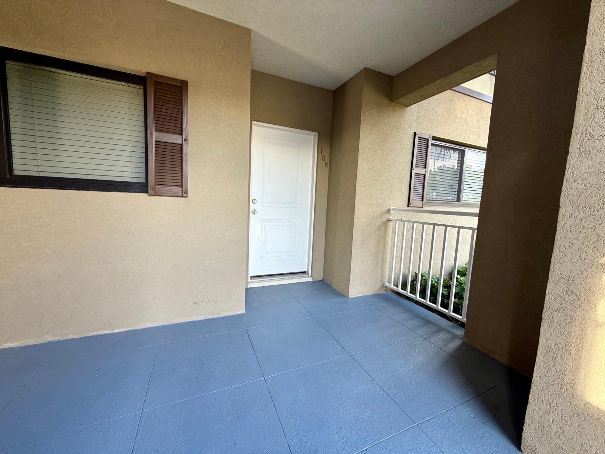 MLS# 64375 Venetian West Condo Venetian West New Providence/Paradise Island