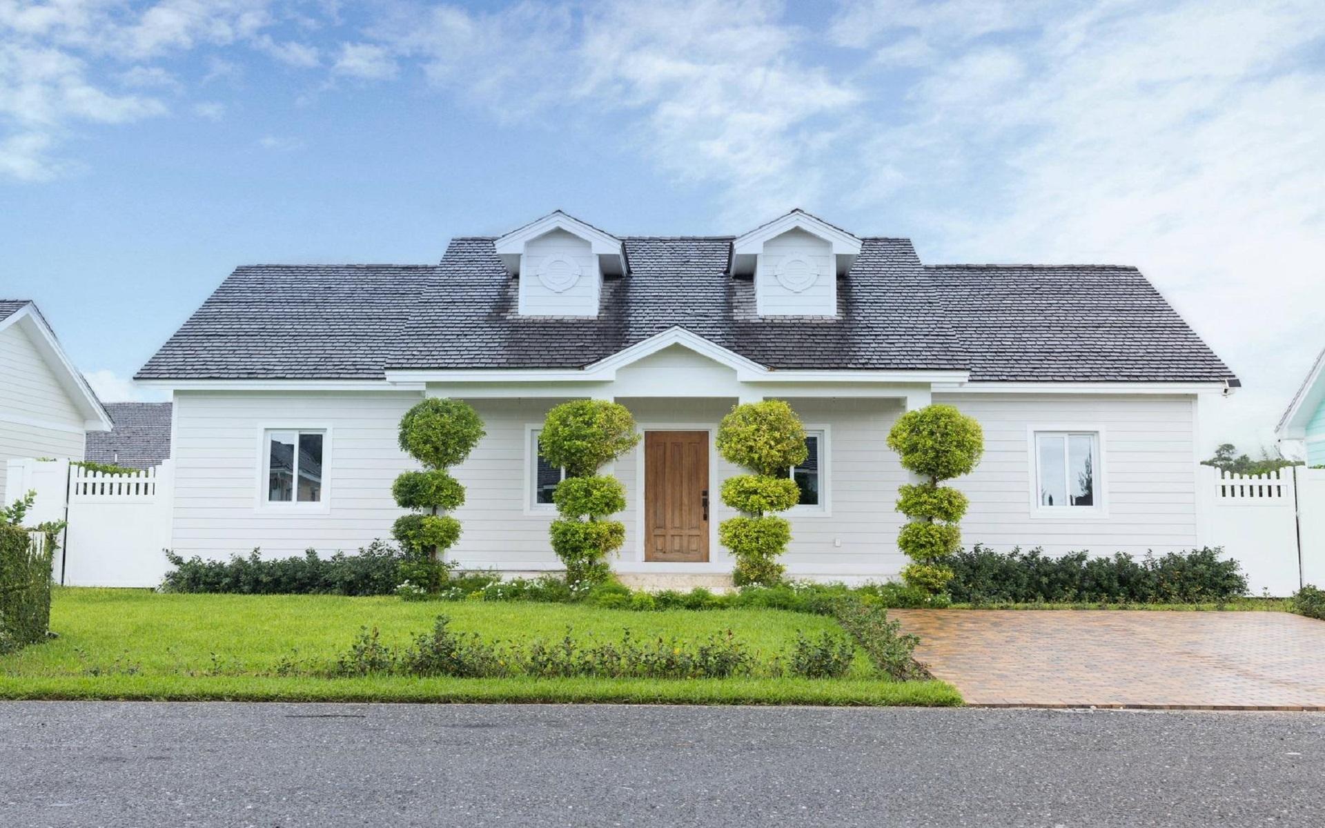 MLS# 64412  Western Road New Providence/Paradise Island