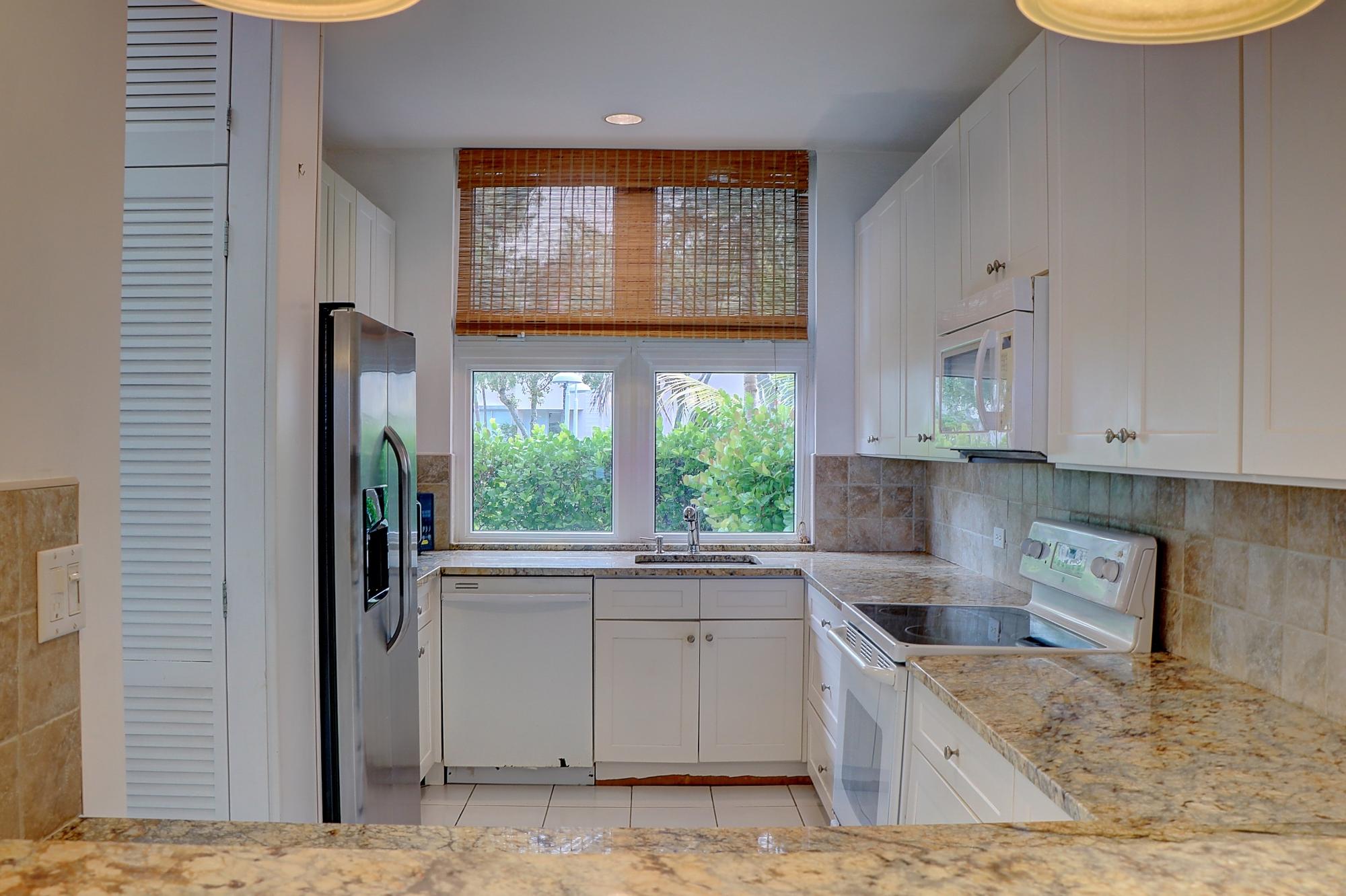 MLS# 64507 Eastern Road New Providence/Paradise Island