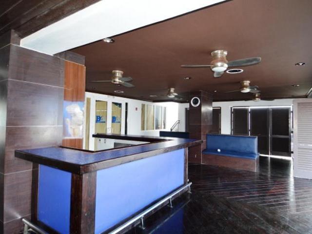 MLS# 64601 16A Elizabeth On Bay New Providence/Paradise Island