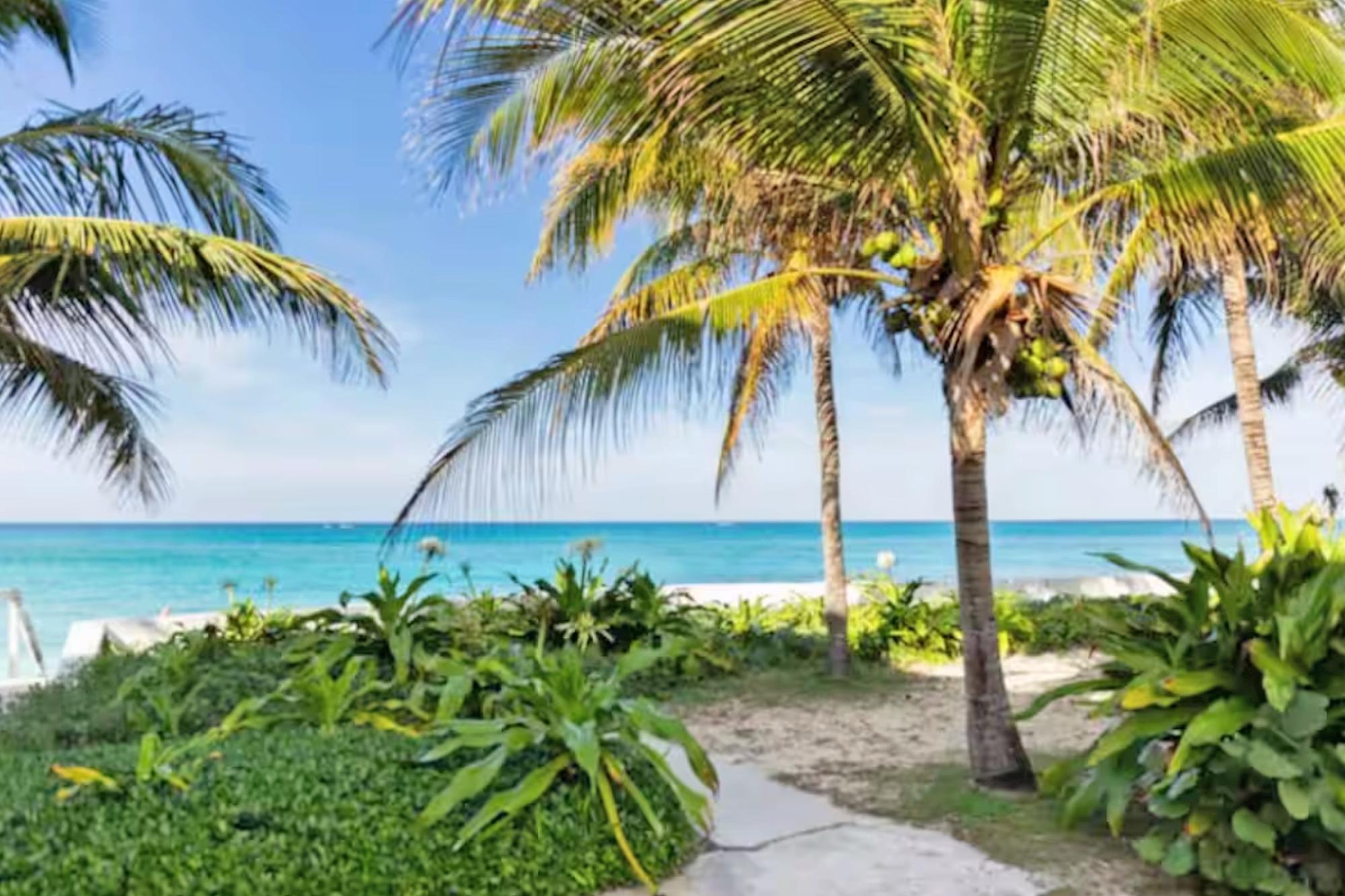 MLS# 64627 Palms of Love Beach Love Beach New Providence/Paradise Island