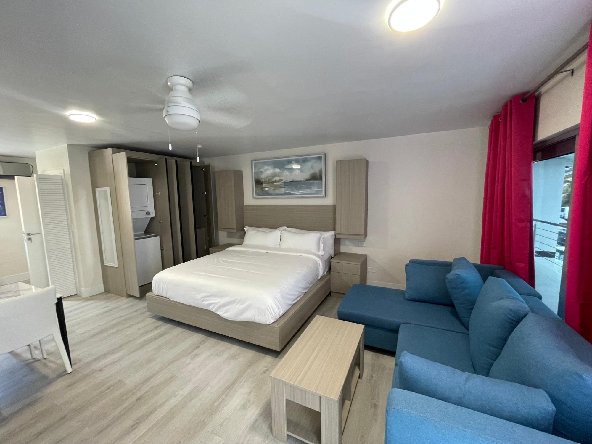 MLS# 64633 Unit 5 Flamingo Walk West Bay Street New Providence/Paradise Island