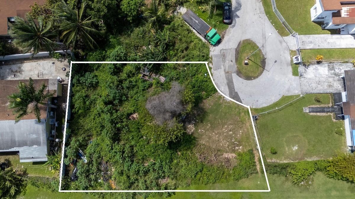 MLS# 64675  Golden Gates New Providence/Paradise Island