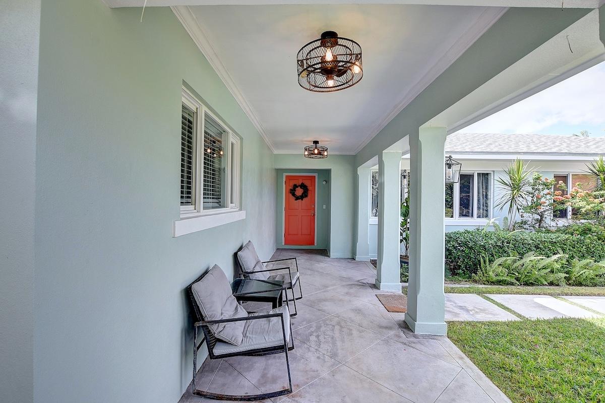 MLS# 64746  Eastern Road New Providence/Paradise Island