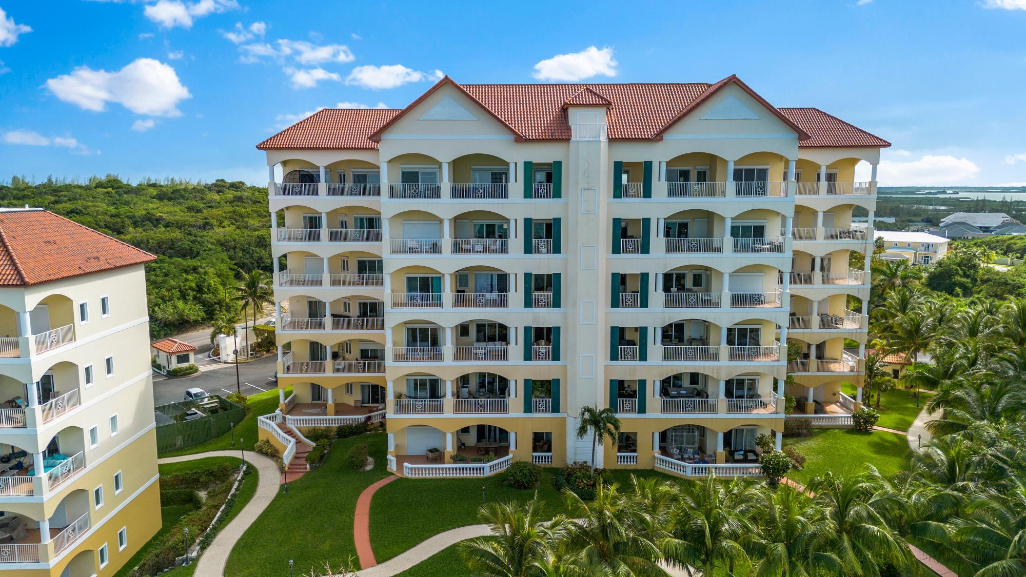 MLS# 65042  West Bay Street New Providence/Paradise Island