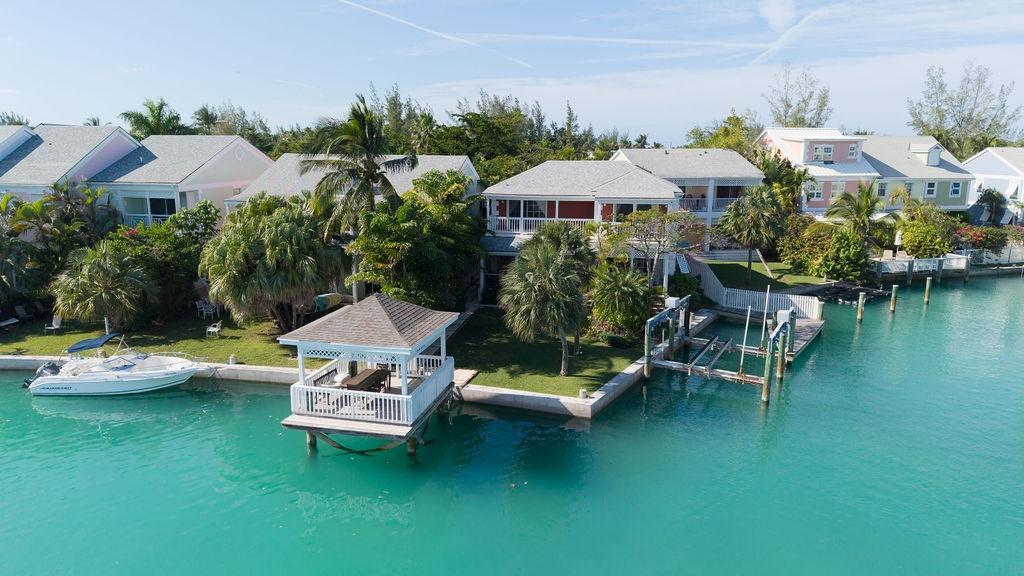 MLS# 65176 West Bay Street New Providence/Paradise Island