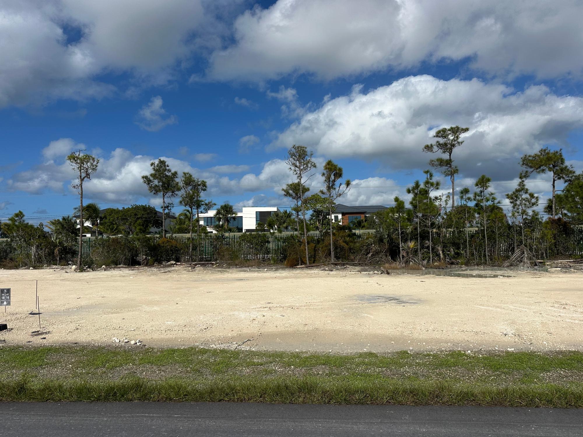 MLS# 65212  Adelaide New Providence/Paradise Island