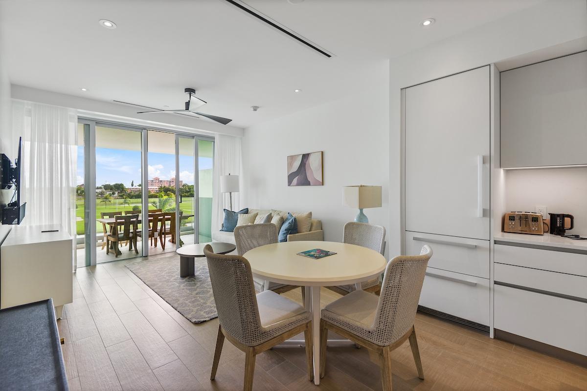 MLS# 65363 West Bay Street New Providence/Paradise Island