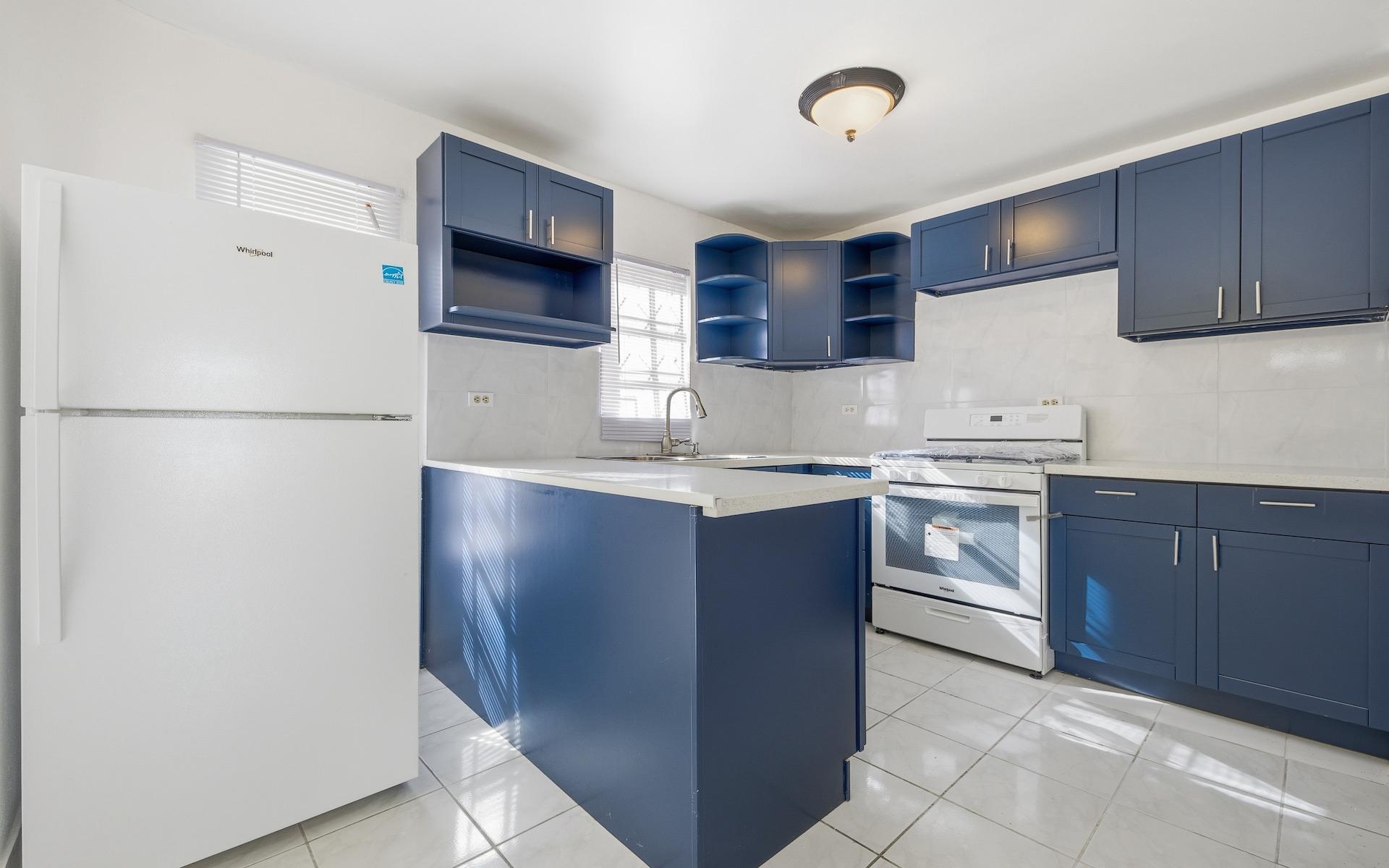 MLS# 65461 Summerwinds Condo West Bay Street New Providence/Paradise Island