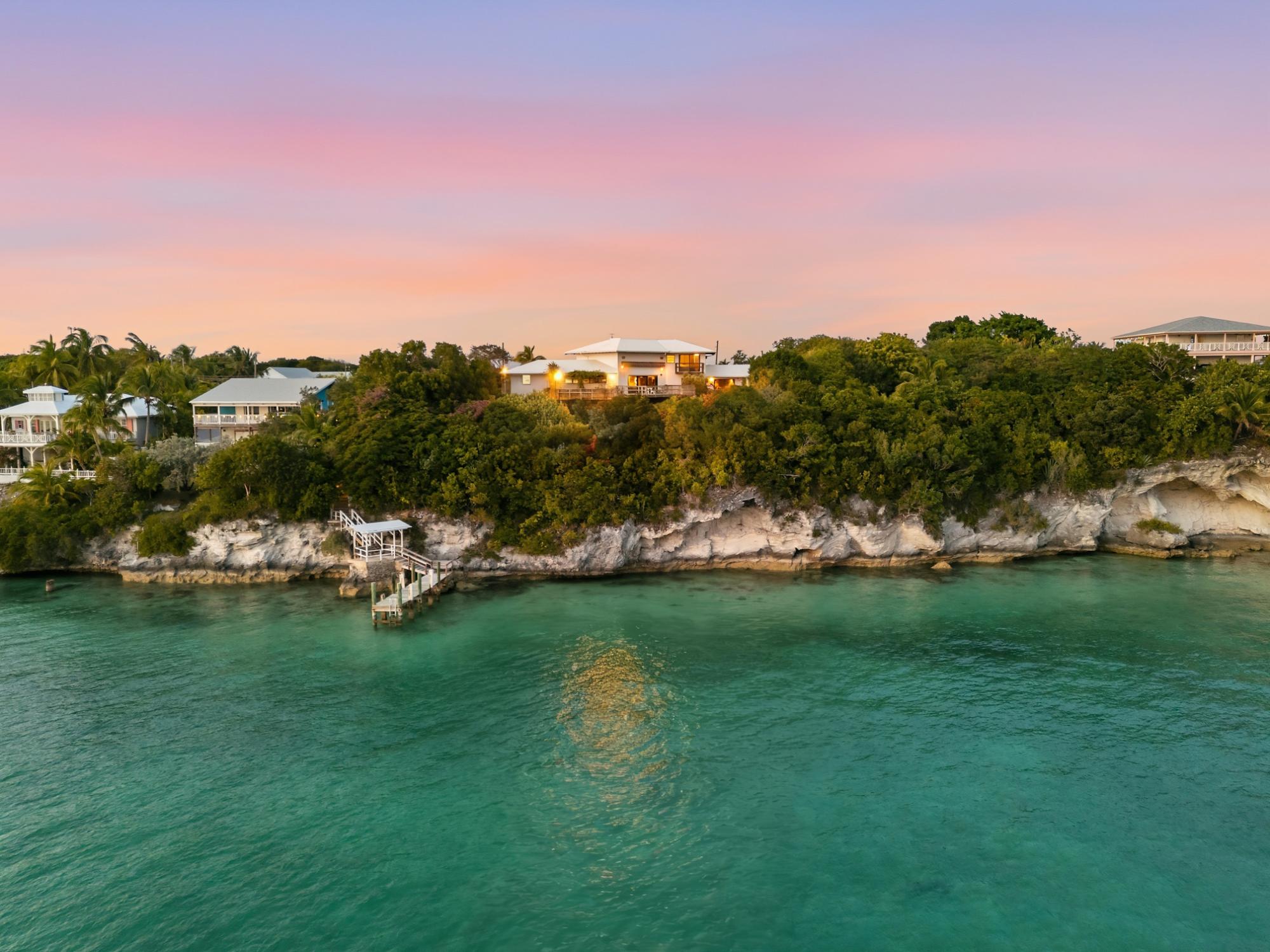 MLS# 65550 Oceanfront Home Russell Island Eleuthera