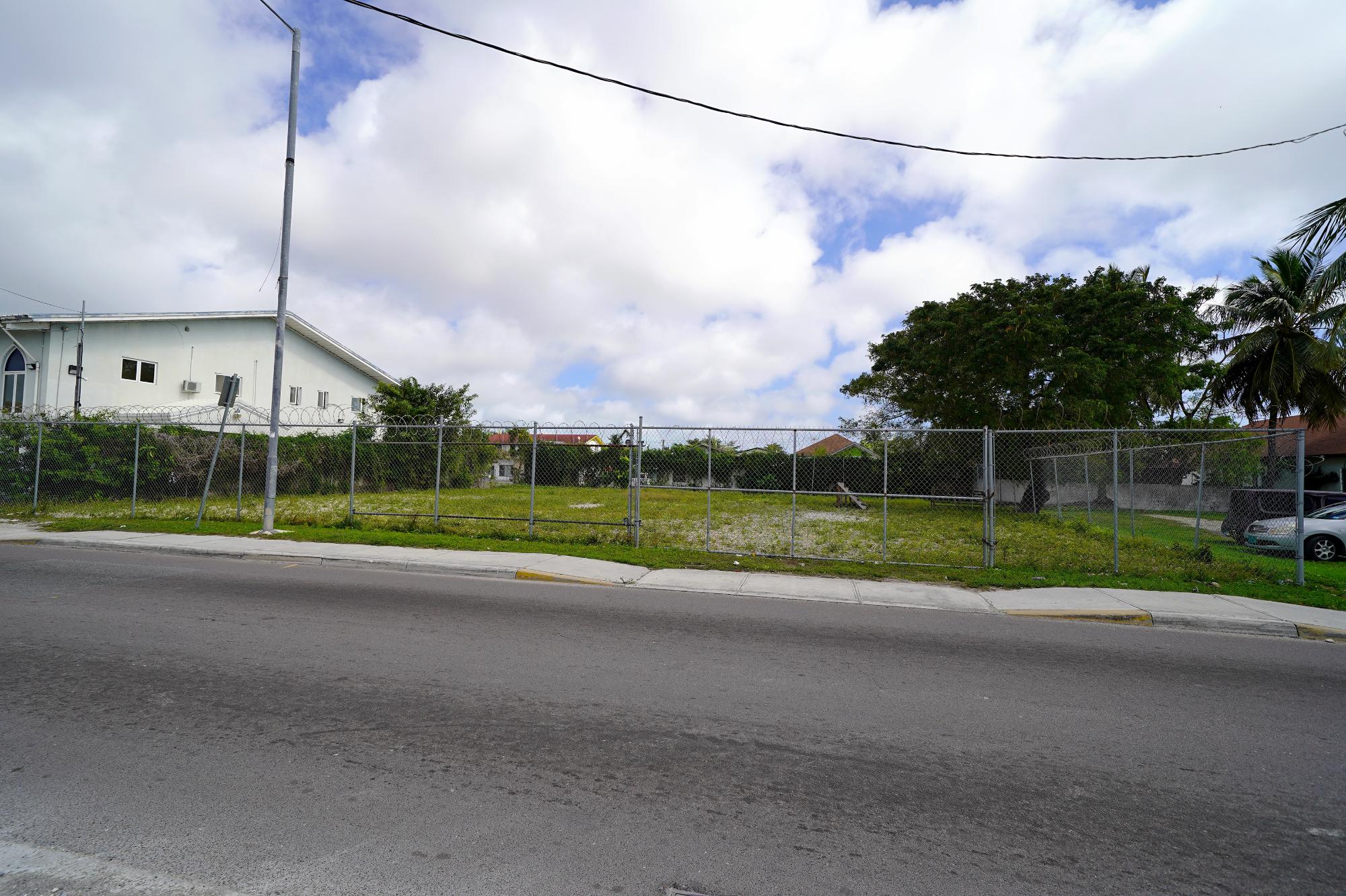 MLS# 65820 New Providence/Paradise Island