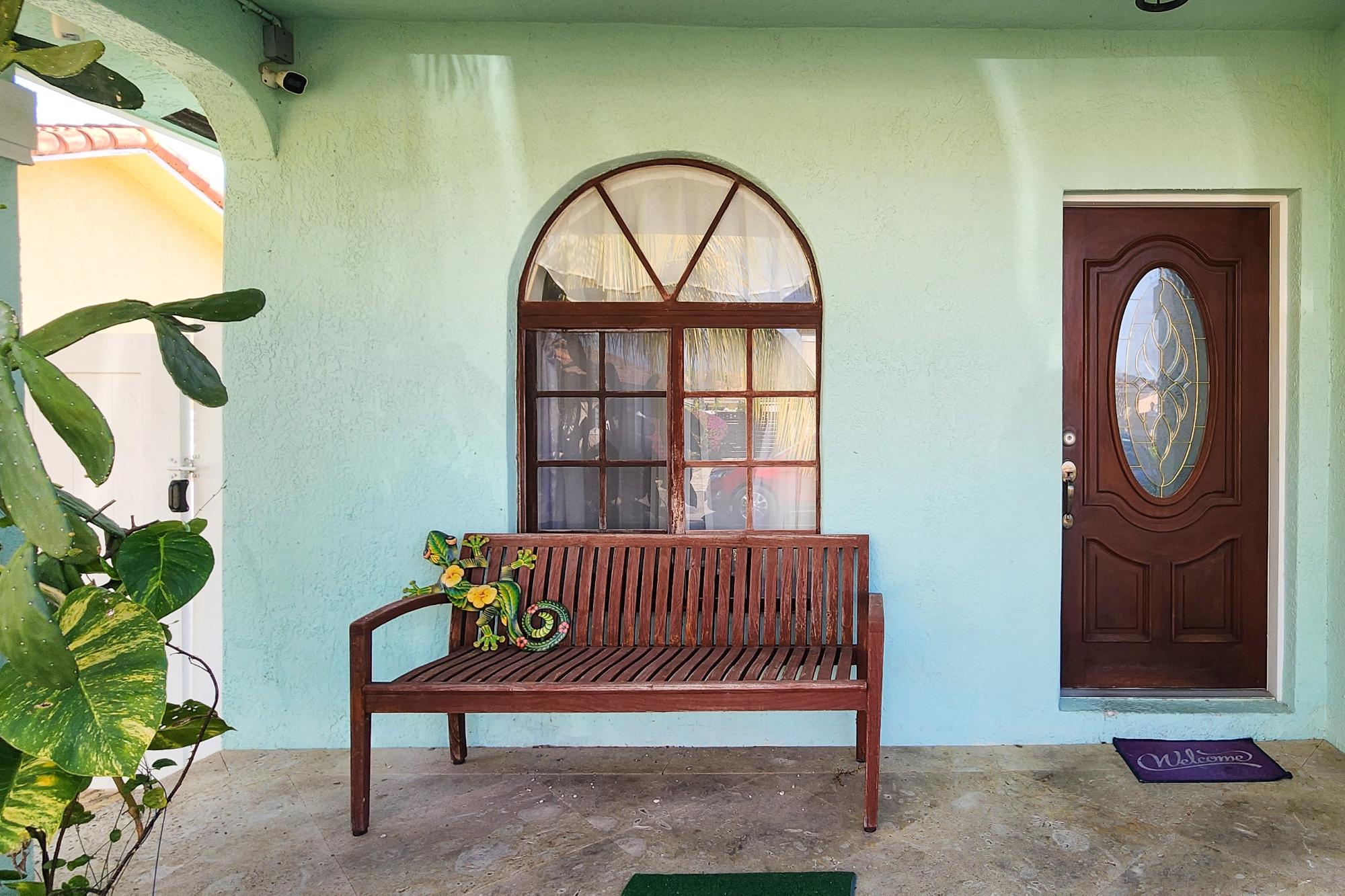 MLS# 65892  Yamacraw New Providence/Paradise Island