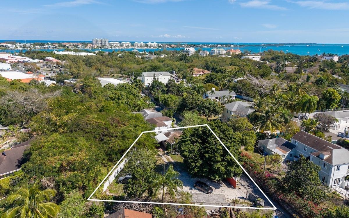 MLS# 66045  Downtown New Providence/Paradise Island