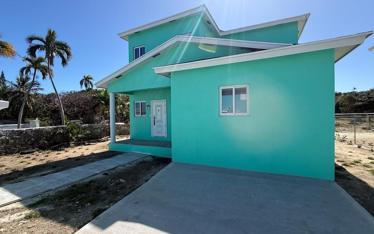 MLS# 66136  Eastern Road New Providence/Paradise Island