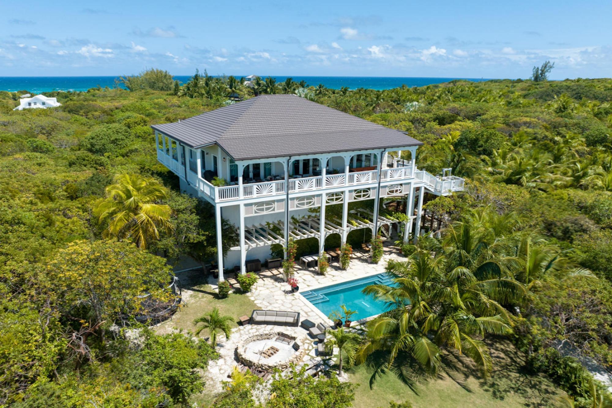 MLS# 66289 Seneme Harbour Island Eleuthera