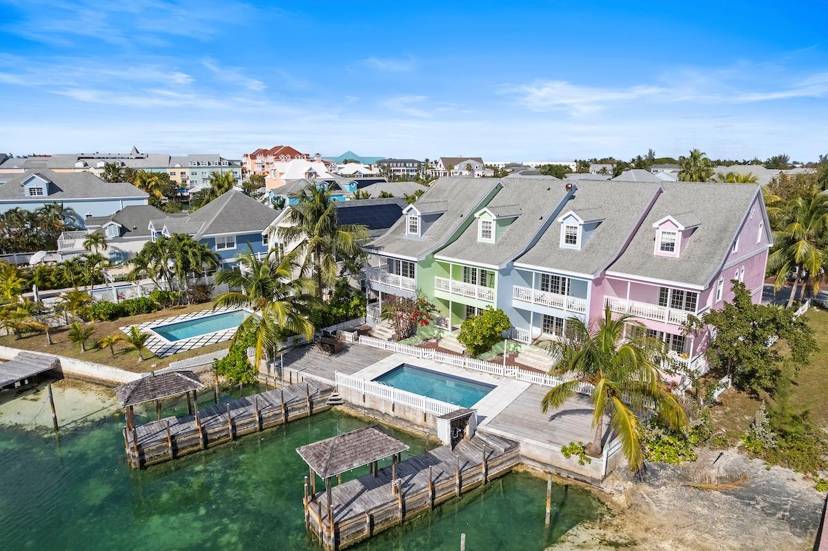 MLS# 66321 West Bay Street New Providence/Paradise Island