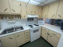 https://hideawaysrealestate.com/images/listing_photos/38713_11.jpg