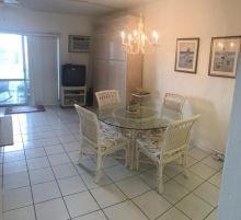 https://hideawaysrealestate.com/images/listing_photos/44318_9.jpg