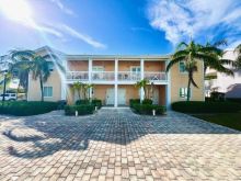 https://hideawaysrealestate.com/images/listing_photos/56220_1.jpg