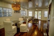 https://hideawaysrealestate.com/images/listing_photos/60112_4.jpg