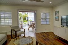 https://hideawaysrealestate.com/images/listing_photos/60112_7.jpg