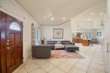 https://hideawaysrealestate.com/images/listing_photos/60119_4.jpg