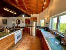 https://hideawaysrealestate.com/images/listing_photos/60152_4.jpg