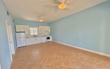 https://hideawaysrealestate.com/images/listing_photos/60180_12.jpg