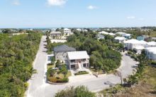 https://hideawaysrealestate.com/images/listing_photos/60180_31.jpg
