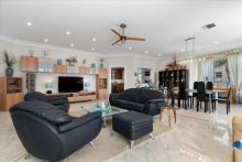 https://hideawaysrealestate.com/images/listing_photos/60275_3.jpg