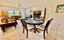 https://hideawaysrealestate.com/images/listing_photos/60379_2.jpg