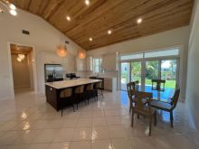 https://hideawaysrealestate.com/images/listing_photos/60391_10.jpg
