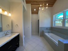 https://hideawaysrealestate.com/images/listing_photos/60391_21.jpg