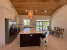 https://hideawaysrealestate.com/images/listing_photos/60391_4.jpg