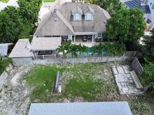 https://hideawaysrealestate.com/images/listing_photos/60602_15.jpg