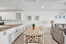 https://hideawaysrealestate.com/images/listing_photos/60616_6.jpg