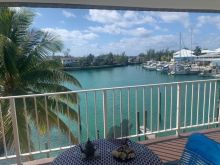 https://hideawaysrealestate.com/images/listing_photos/60634_10.jpg